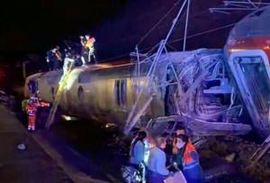 Train collision in Spain kills 21, injures dozens