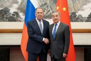 Lavrov bashes efforts to 'contain' Russia, China on Beijing visit
