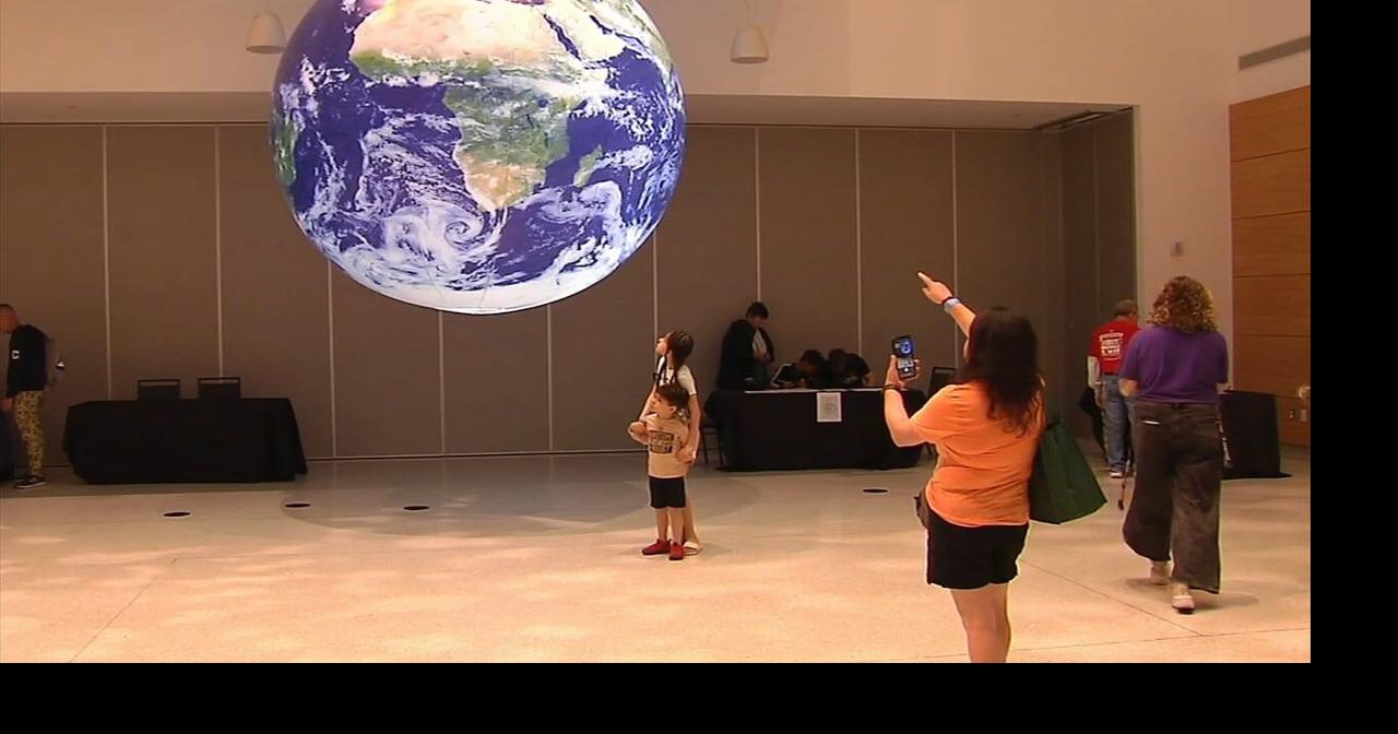 Earth Day celebration at Da Vinci Science Center kicks off festivities early