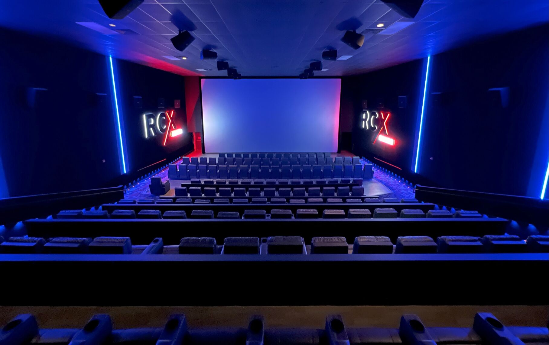 Familyowned company to bring heated recliners, other ‘razzledazzle