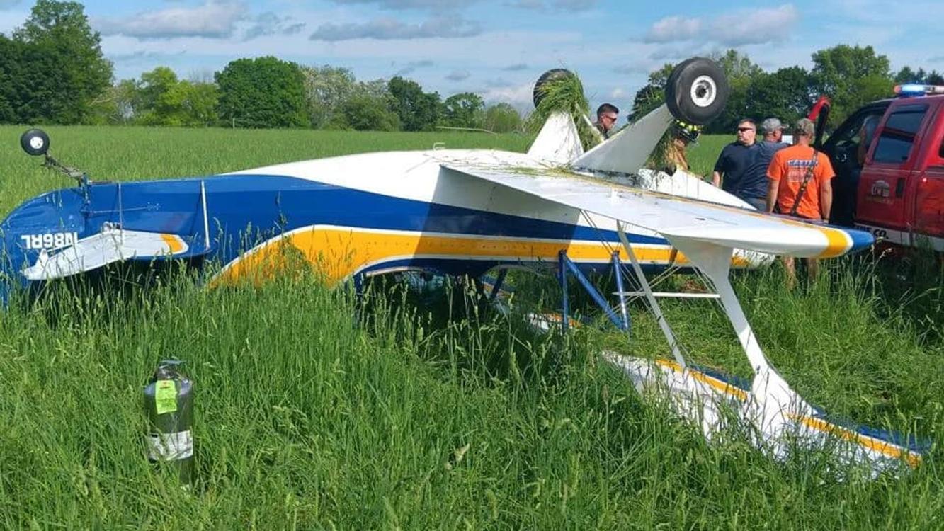 Pilot hurt after small plane crashes, flips over in Hunterdon County ...