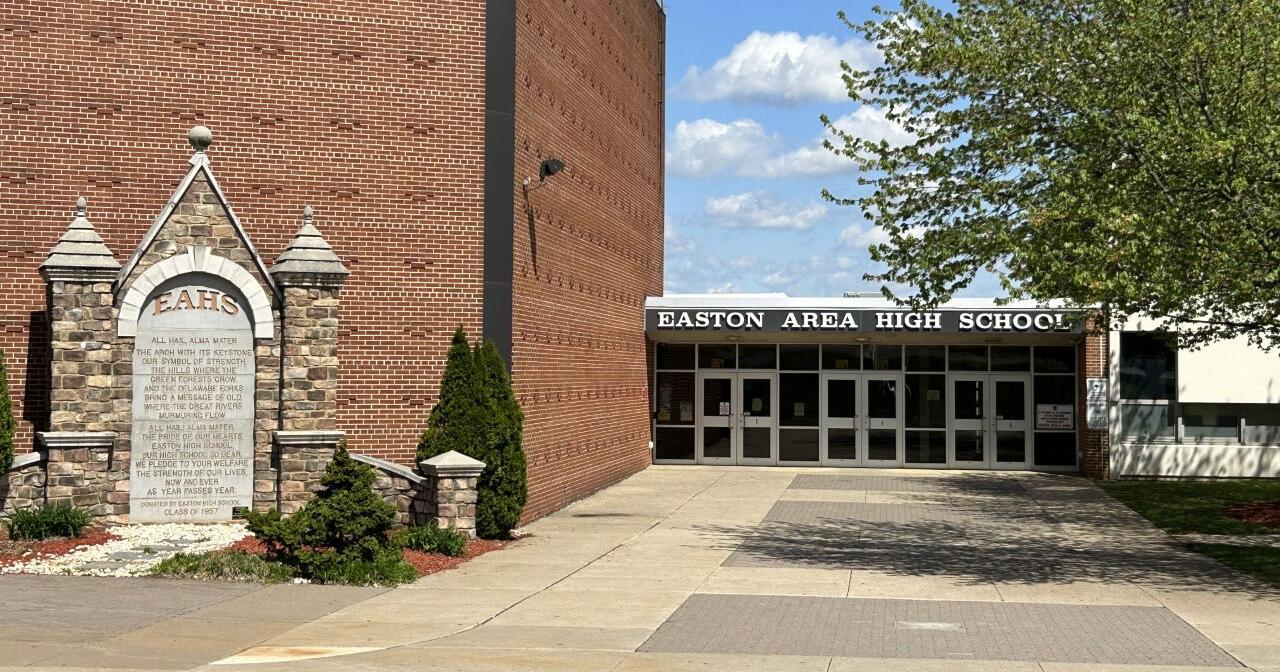 Easton school board hears updates on pool, student achievement - Vimarsana News