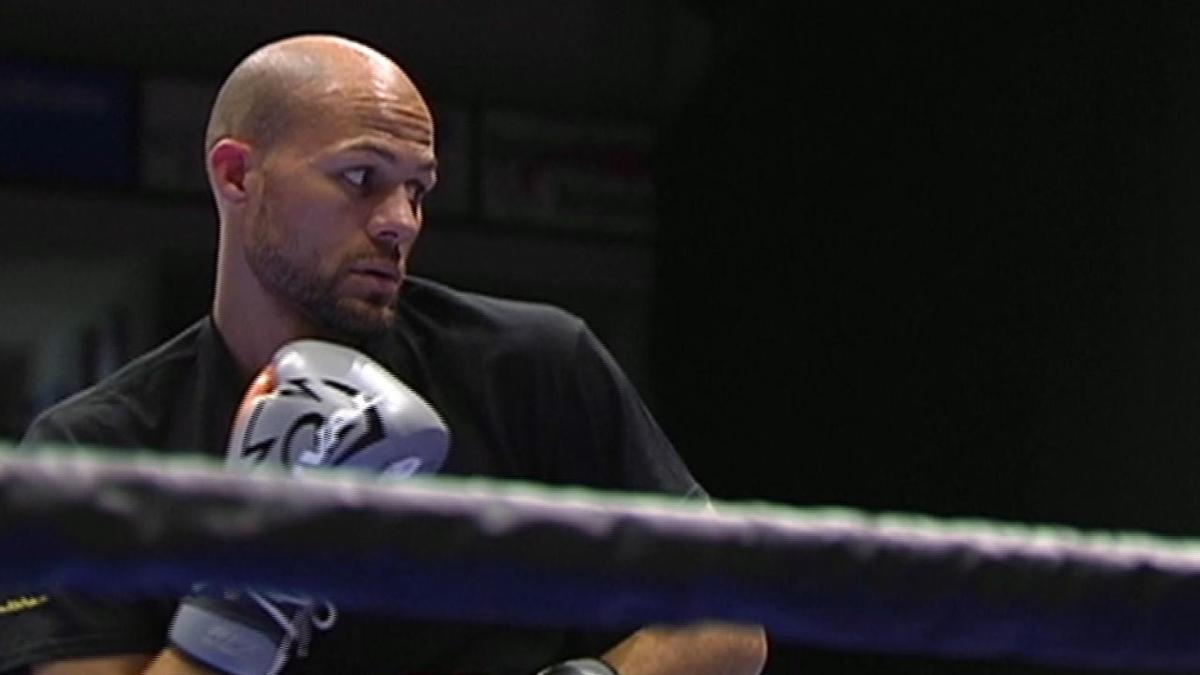 Boxer Kermit Cintron Is Hanging Up The Gloves Berks Regional News Wfmz Com