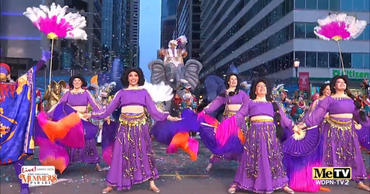 2025 Mummers Parade Durning String Band Lights, Camel, Action