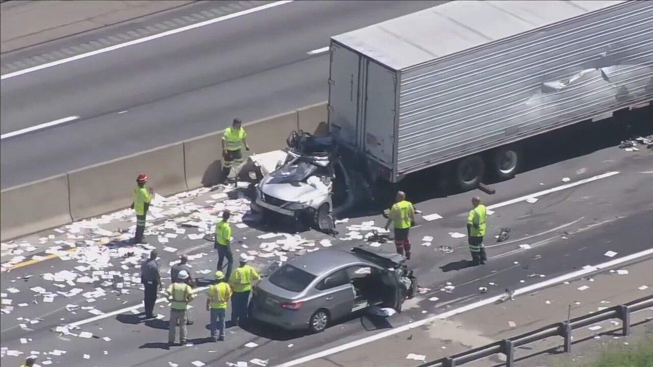 Tractor-trailer failed to stop for debris, causes multi-vehicle 