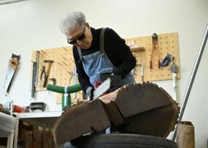 South Korea's chainsaw artist carves a name for herself at 91