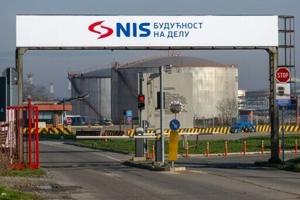 Russians agree to sell sanctioned Serbian oil firm