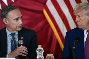 Boeing reports narrowing loss, points to progress on turnaround