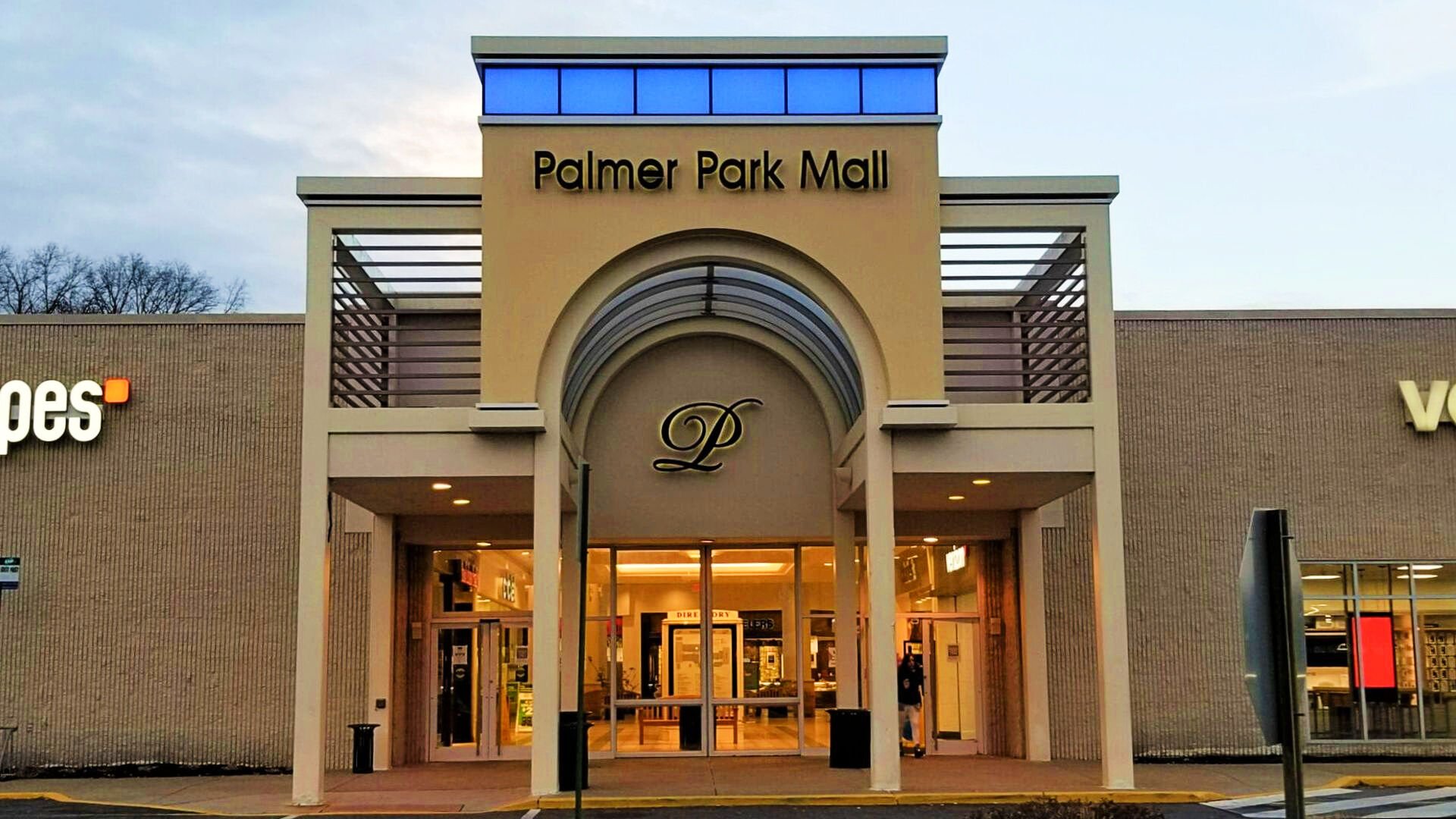 Palmer park sale mall shoe stores