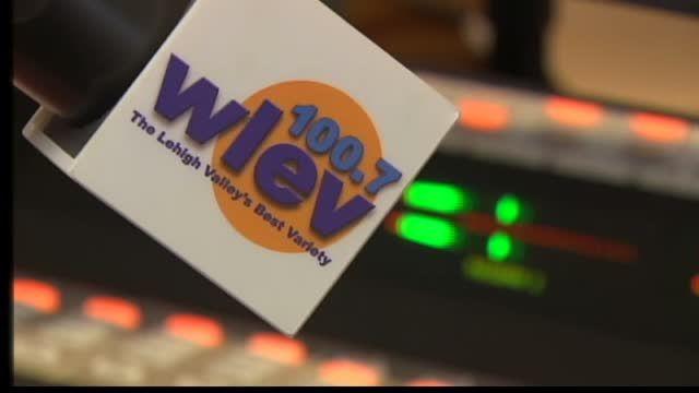 Area radio stations start 24/7 Christmas music | Lehigh Valley Regional News | wfmz.com