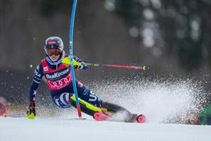 Shiffrin closes on World Cup overall title with slalom win