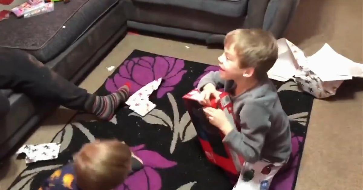 Helper's high: The benefits of gift-giving | Life Lessons | wfmz.com