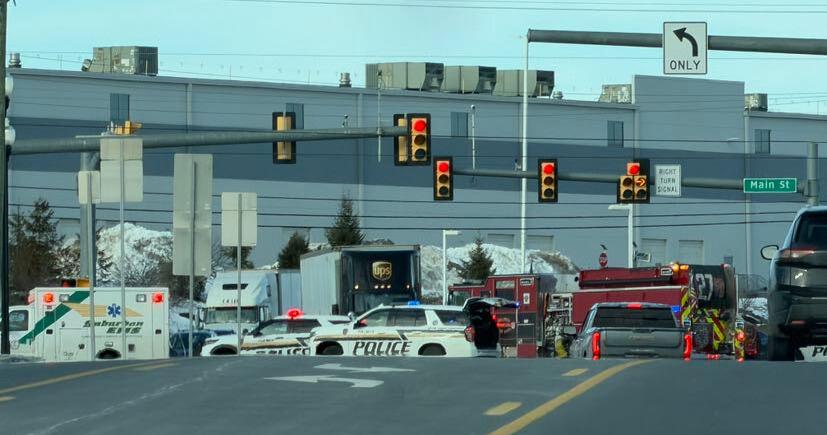 Several injuries reported after box truck, tractor trailer, and vehicle ...