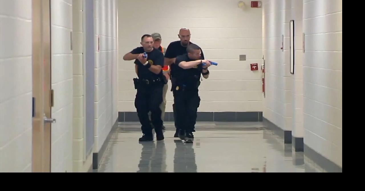 Local police departments participate in active shooter training drills ...