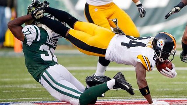 Jets steal momentum late, beat Steelers