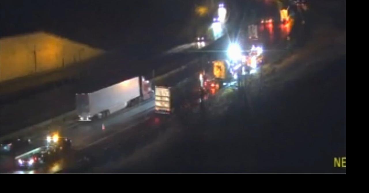 Rollover crash involving 2 tractor-trailers ties up traffic on stretch ...