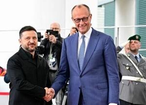 Zelensky in Germany for military talks amid drone boom