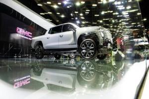 Lower demand for electric cars dents GM's sales