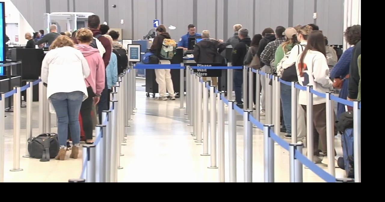 Knock on wood: Smooth Thanksgiving travel reported at ABE