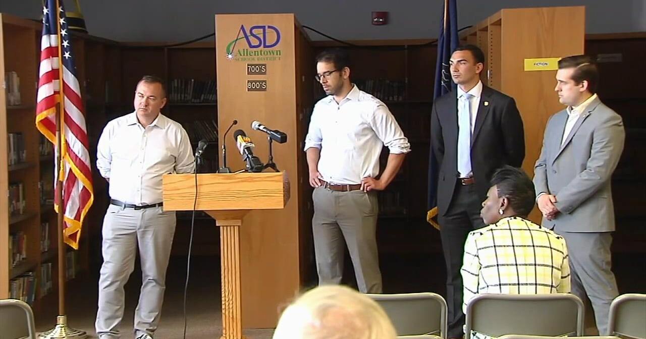 Program aimed at getting more funding to state's poorest districts topic of discussion at Harrison-Morton Middle School - Vimarsana News