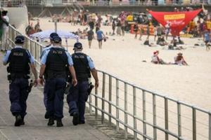 Police say Bondi Beach mass shooting suspects 'acted alone'