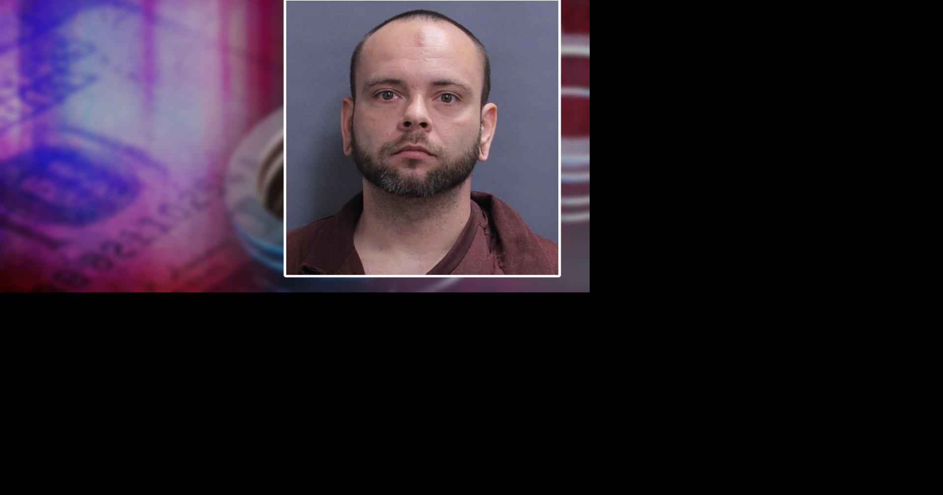 Man faces up to 22 years in prison for robbery at Fleetwood convenience ...