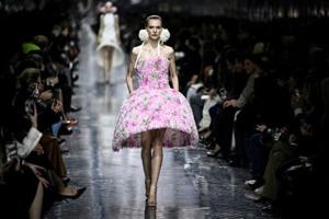 Anderson channels nature in Dior Haute Couture debut