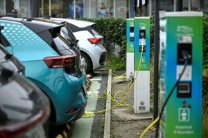 Hybrid cars top choice for consumers in Europe in 2025: data