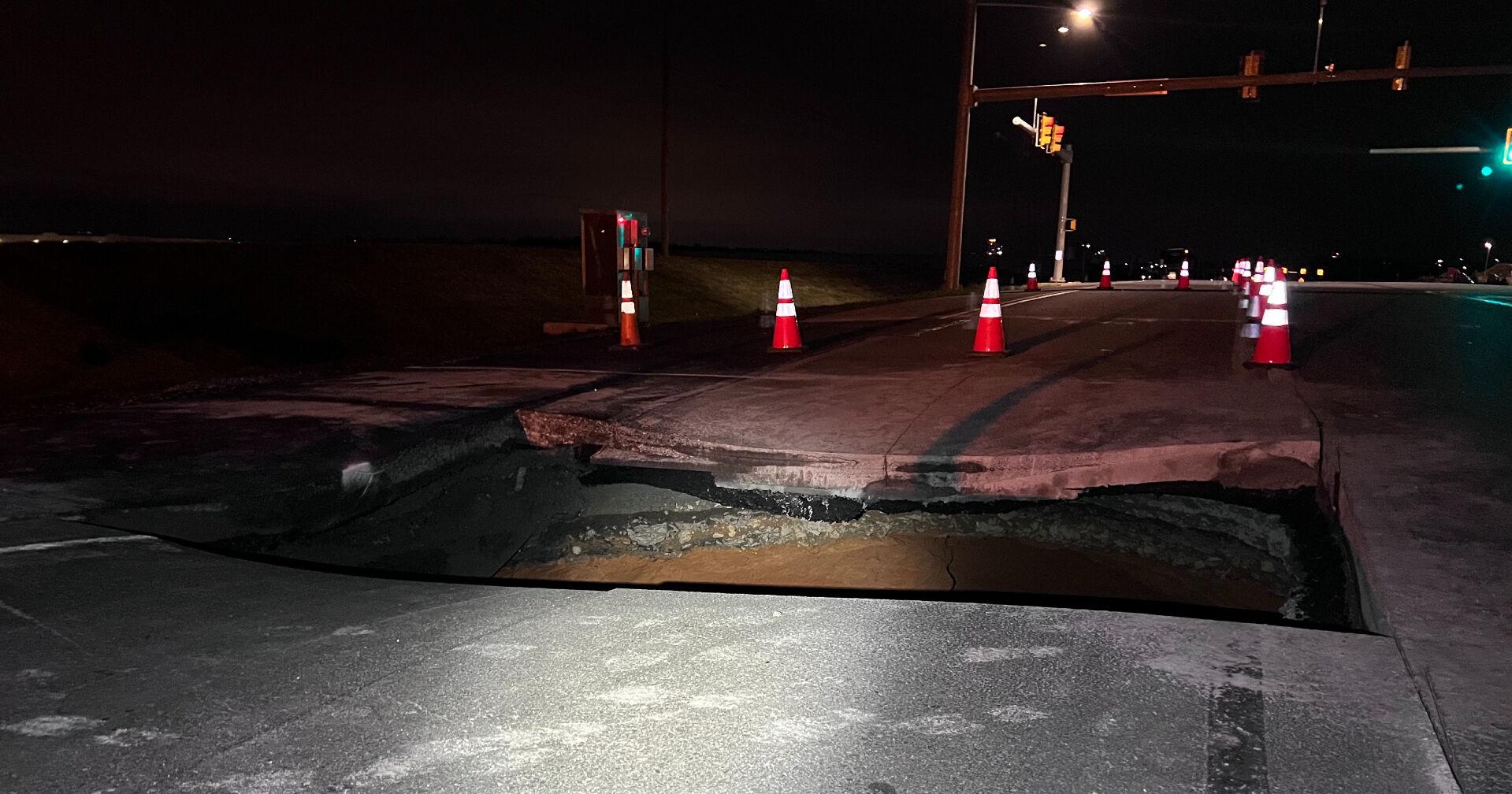 PennDOT aims to fix large sinkhole in Palmer Twp. by Friday afternoon - Vimarsana News