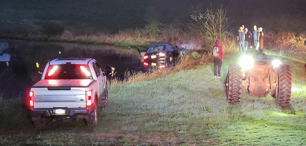 Vehicle enters water in Walker Twp. accident | Poconos and Coal Region ...