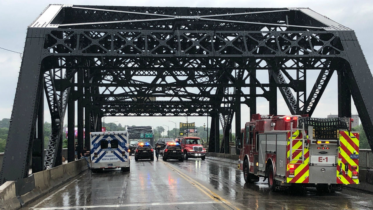 Crash Briefly Closes Hill To Hill Bridge In Bethlehem Sunday Afternoon ...