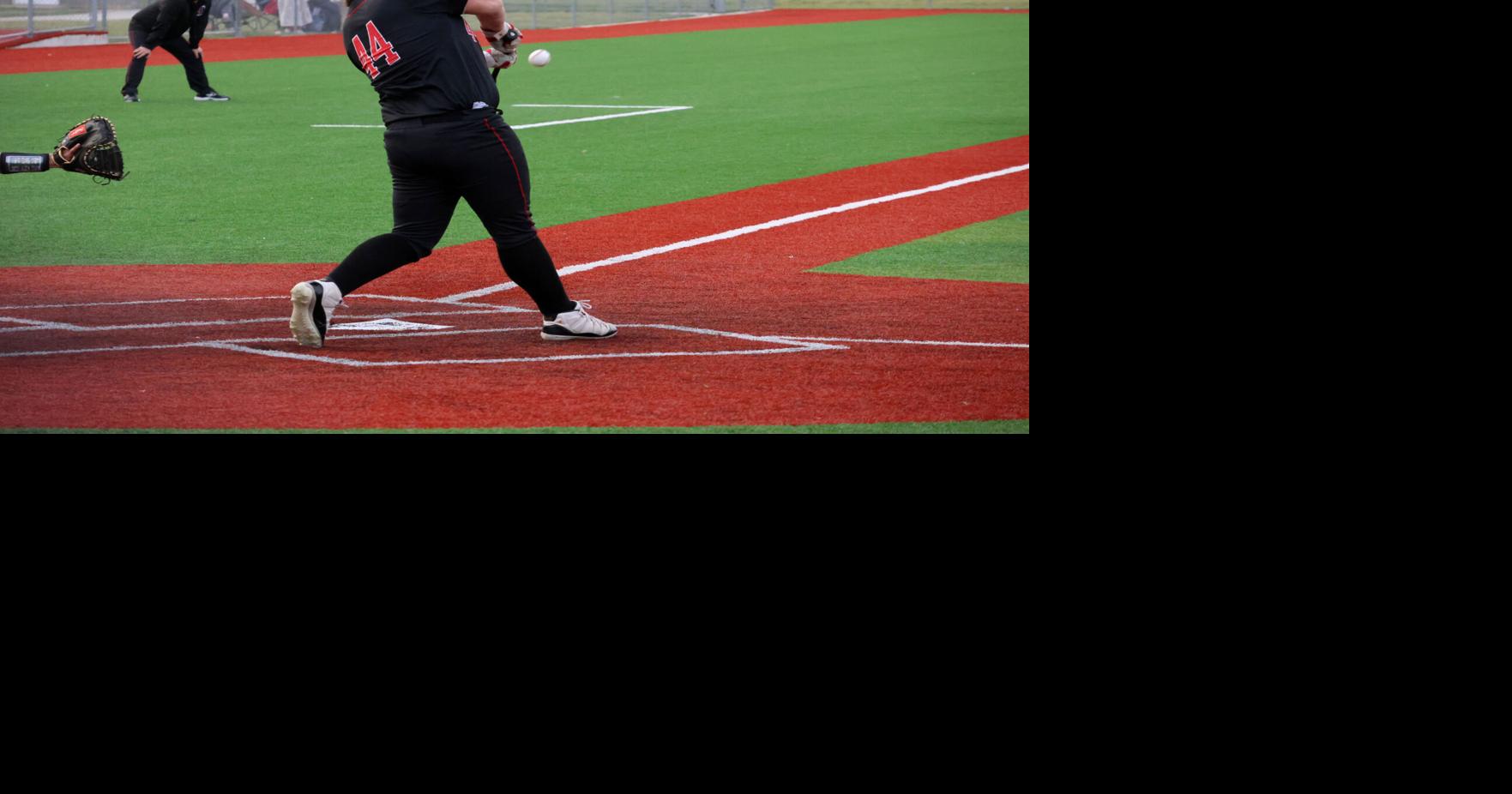 Arthaud homers twice in Pirates win over Wildcats