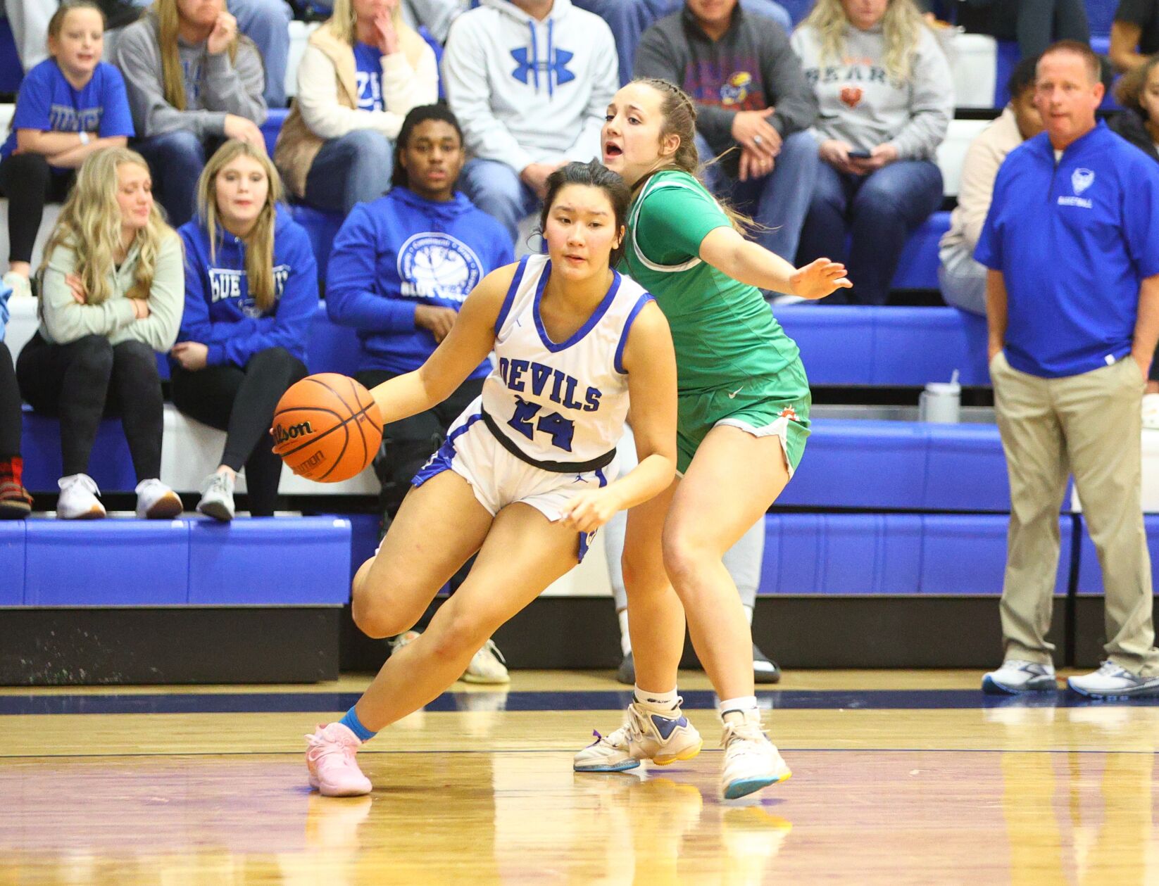 QHS Falls Just Short Against Geneseo | Sports | Whig.com