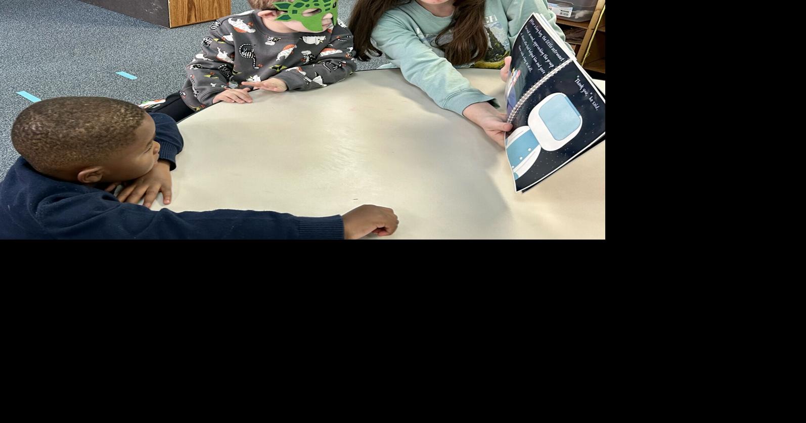Art-centered QAVTC class blends graphic design, English skills | Quincy Public Schools