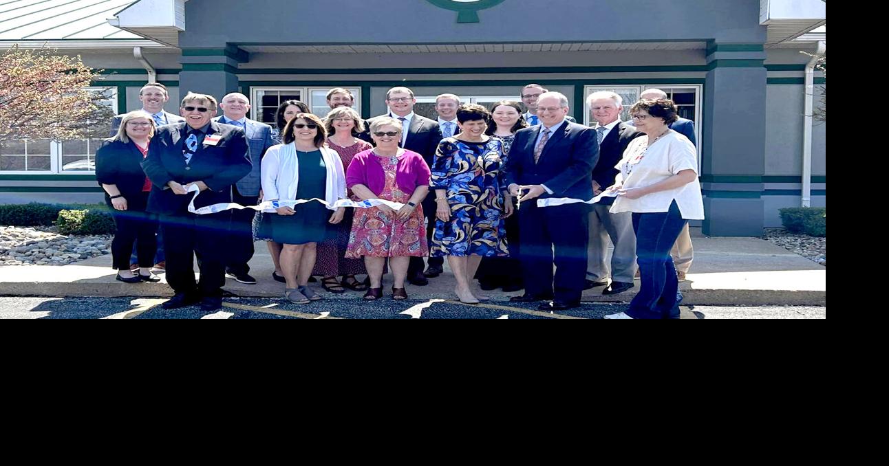 Chamber of Commerce Hosts Benson Financial Group Ribbon Cutting