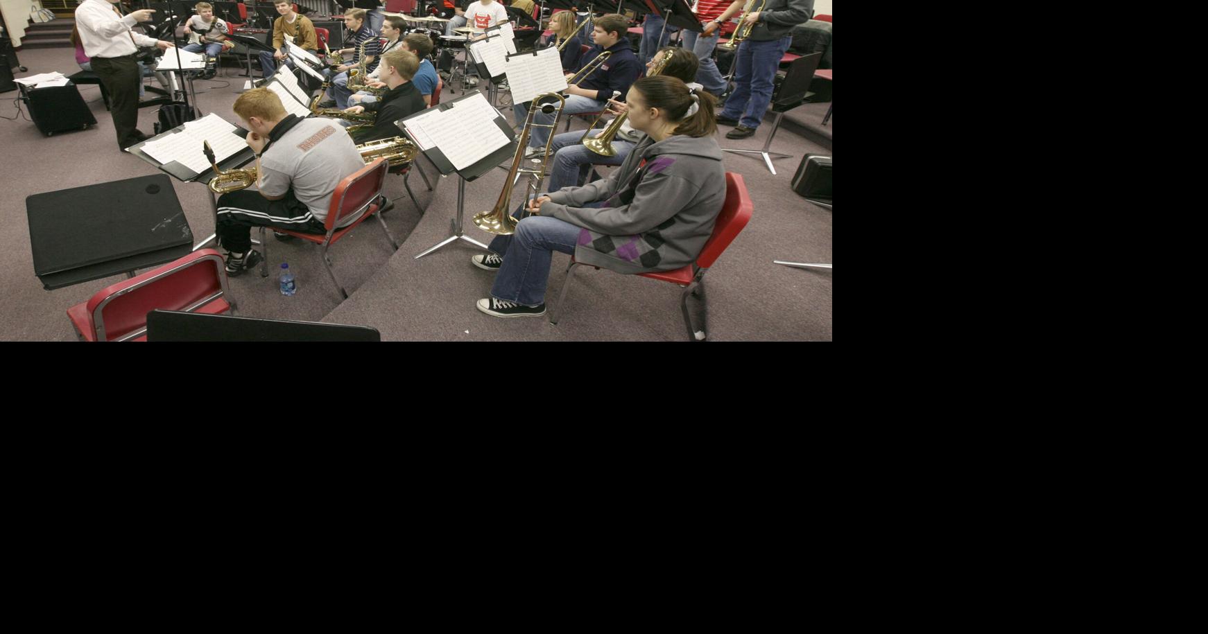 Quincy, Hannibal high school jazz bands perform at statewide events