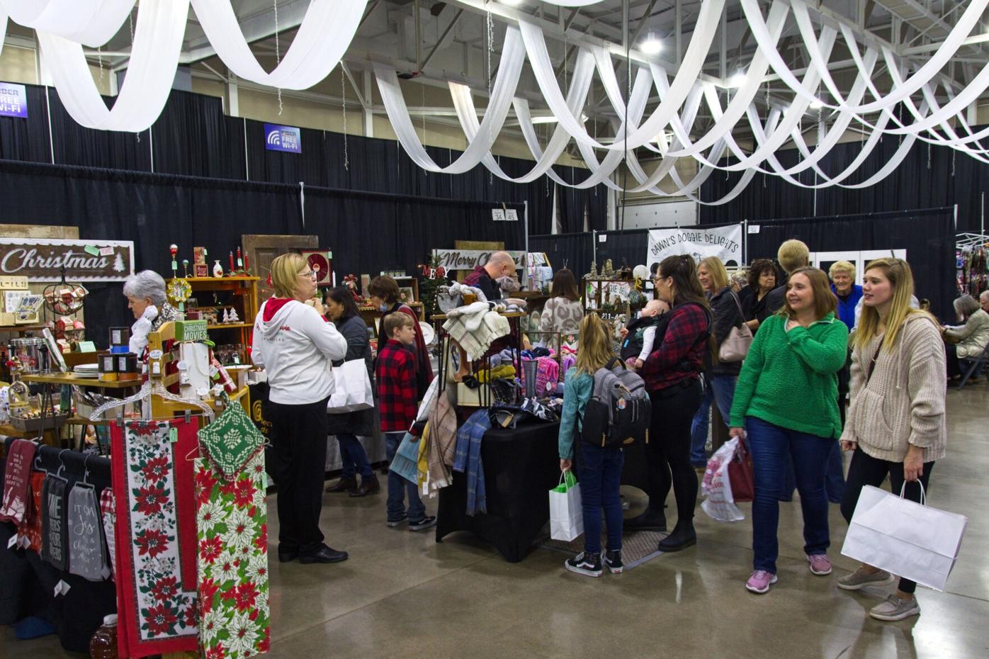 Service League Holiday Show fills Oakley-Lindsay Center for holiday  shoppers | Community Business 