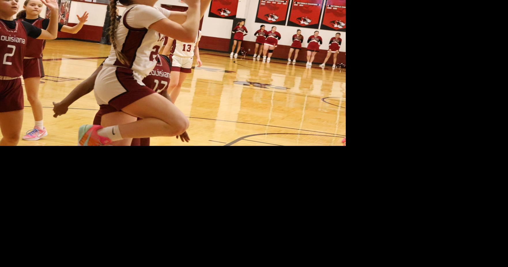 Uhlmeyer scores 1,000th career point to lead Canton to win over Louisiana