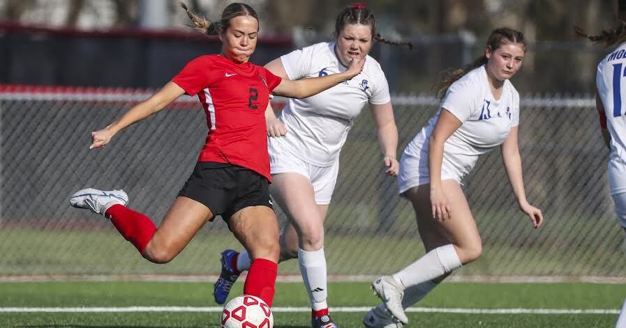 Soccer Notebook: Pirates, Devils and Raiders come away with wins