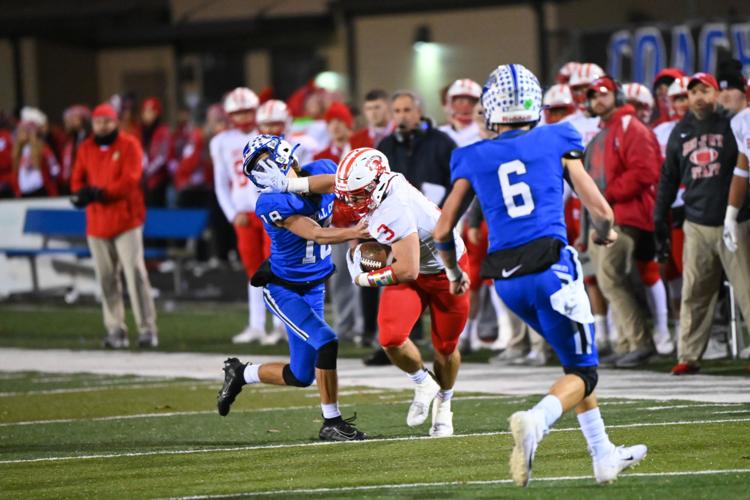 Dixon dominates Bell County for third straight season as Pirates sail