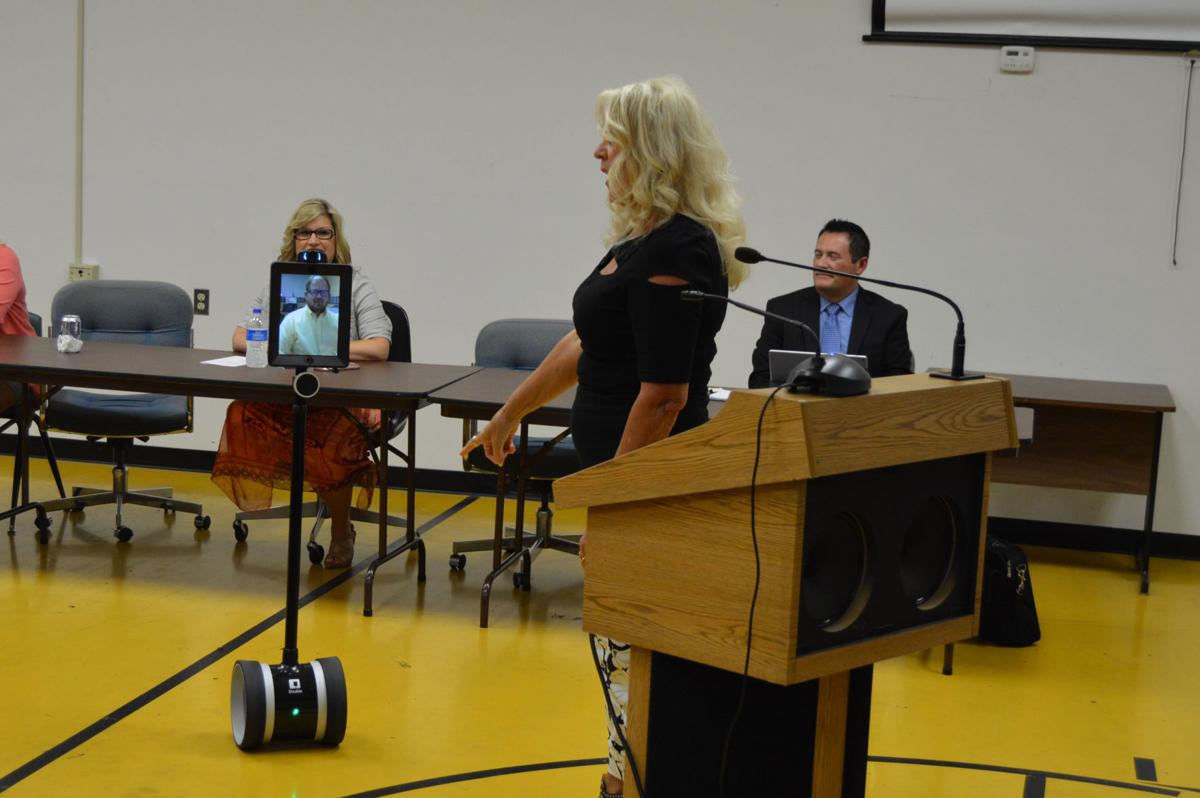 Mingo BOE meets Robbie the Robot News