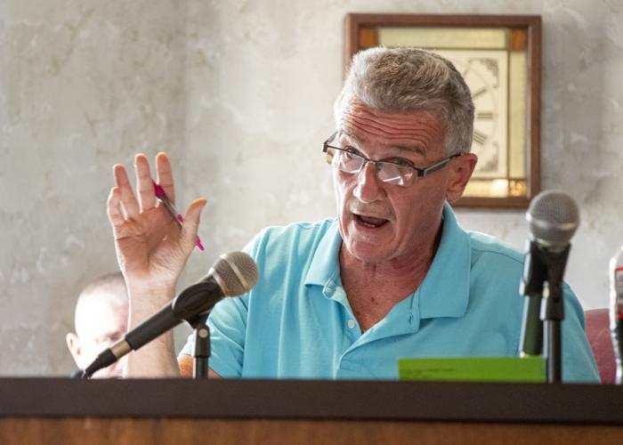 City council votes to investigate Mayor Charlie Hatfield News