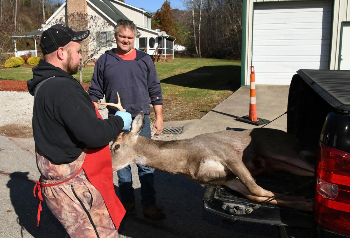 Ideal weather greets buck hunters, DNR says | News ...
