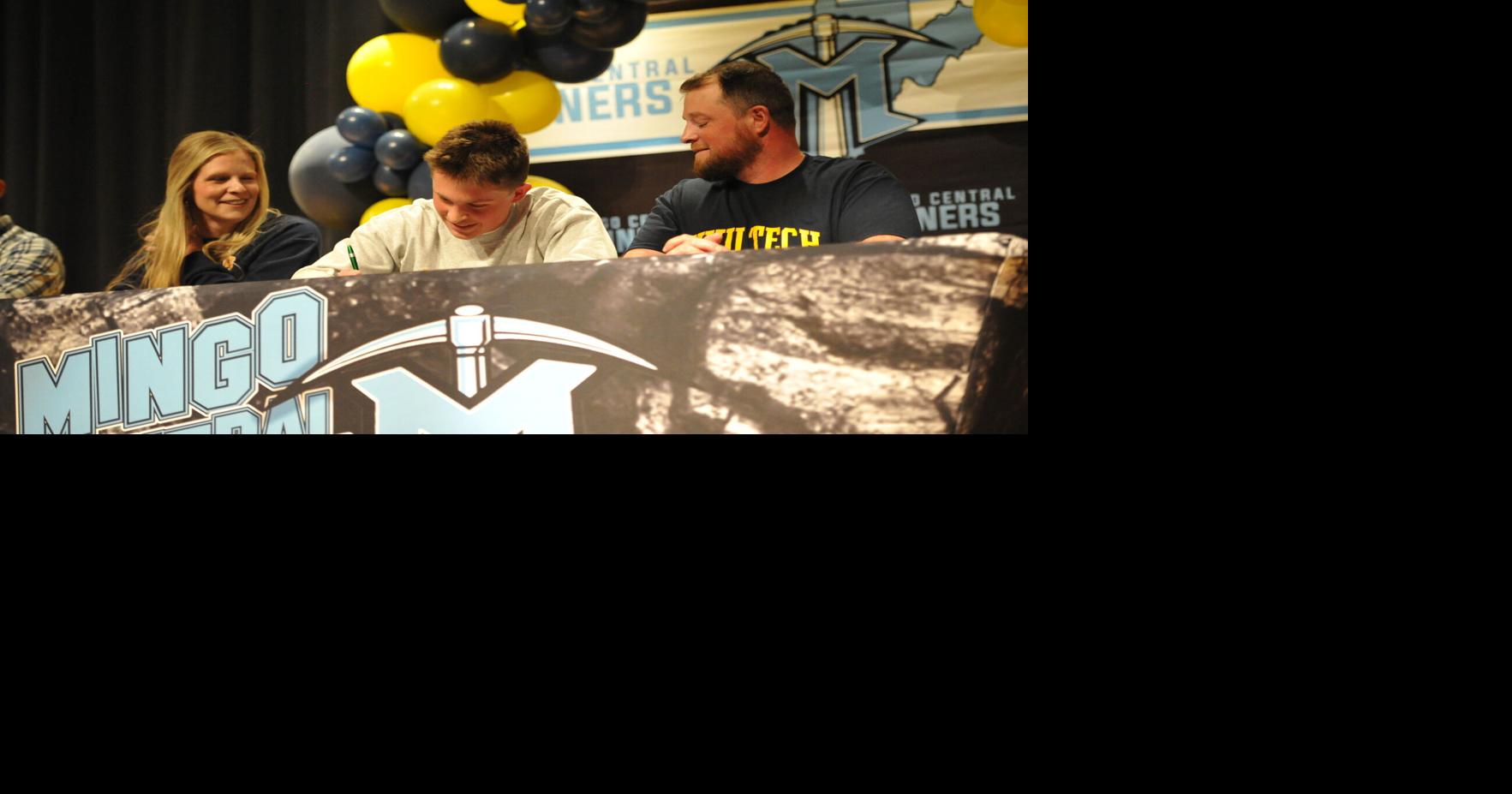 Mingo soccer standout Kelan Wallace inks with WV Tech Sports