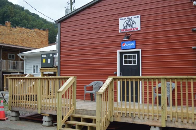 New restaurant opens in Delbarton | News | williamsondailynews.com