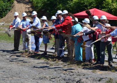 Groundbreaking held for new high school | News | williamsondailynews.com