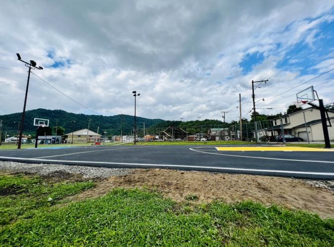 Williamson Parks and Recreation celebrates new basketball court News