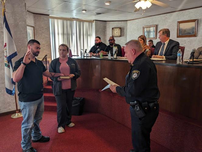 City of Williamson hires new officers, city clerk News