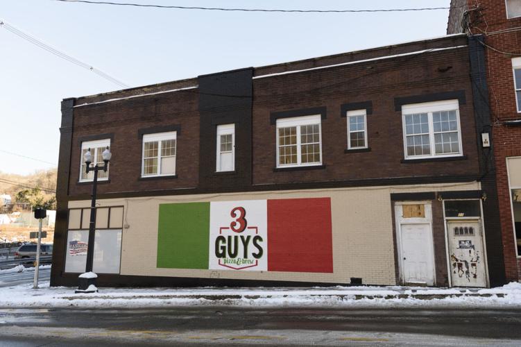 3 Guys Pizza & Brew provides Williamson with a new food option News