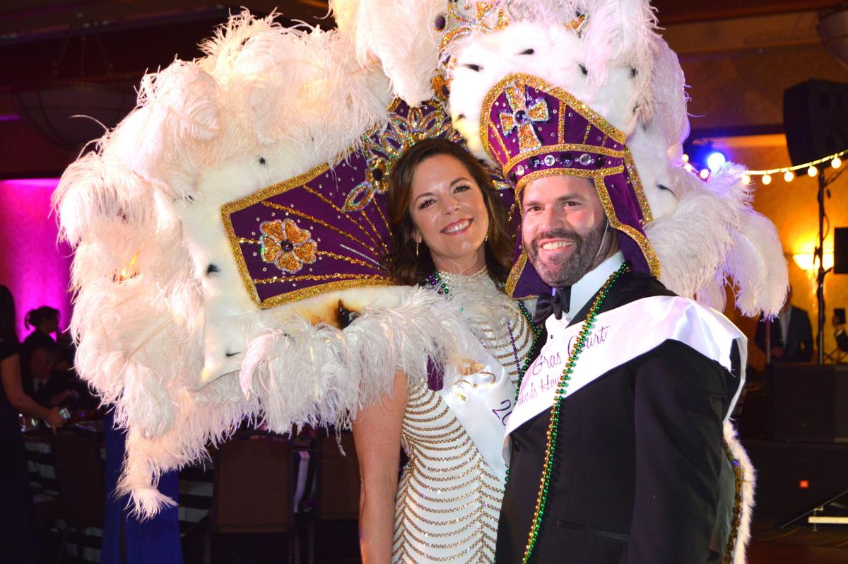 Mardi Gras Ball Dazzles All In New Orleans Style Spectacle Wlife